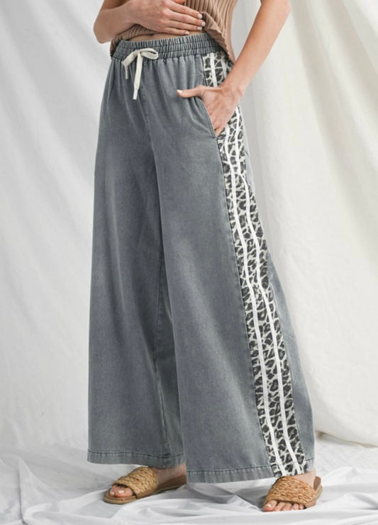 Side Leopard Wide Leg Pants