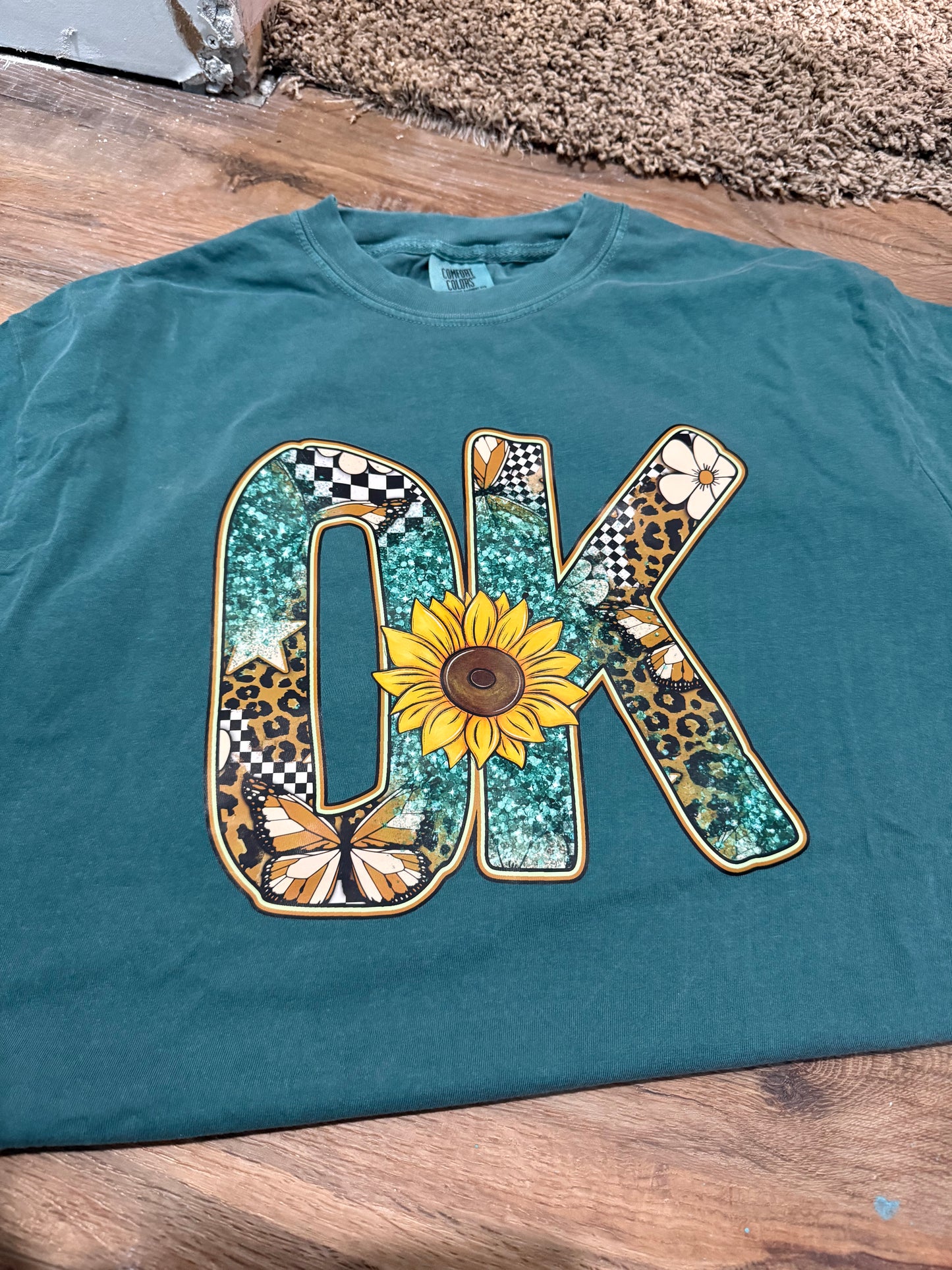 Daisy OK tee