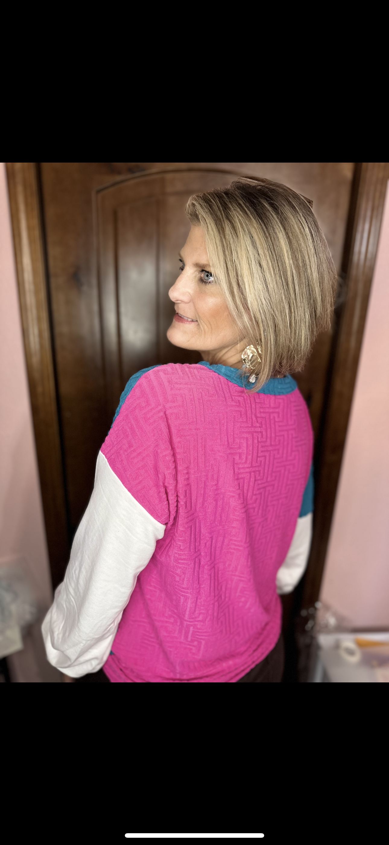 Ivory/Fuchsia/Teal Top