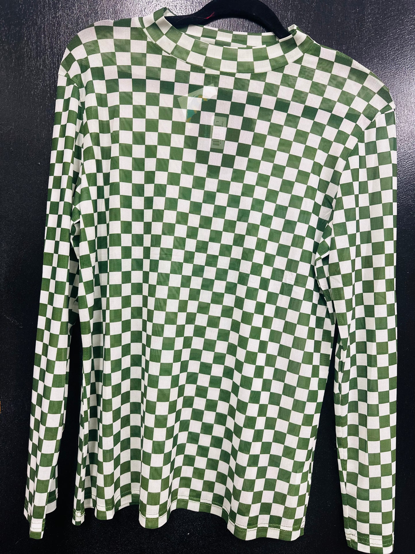 Green checkered mesh top