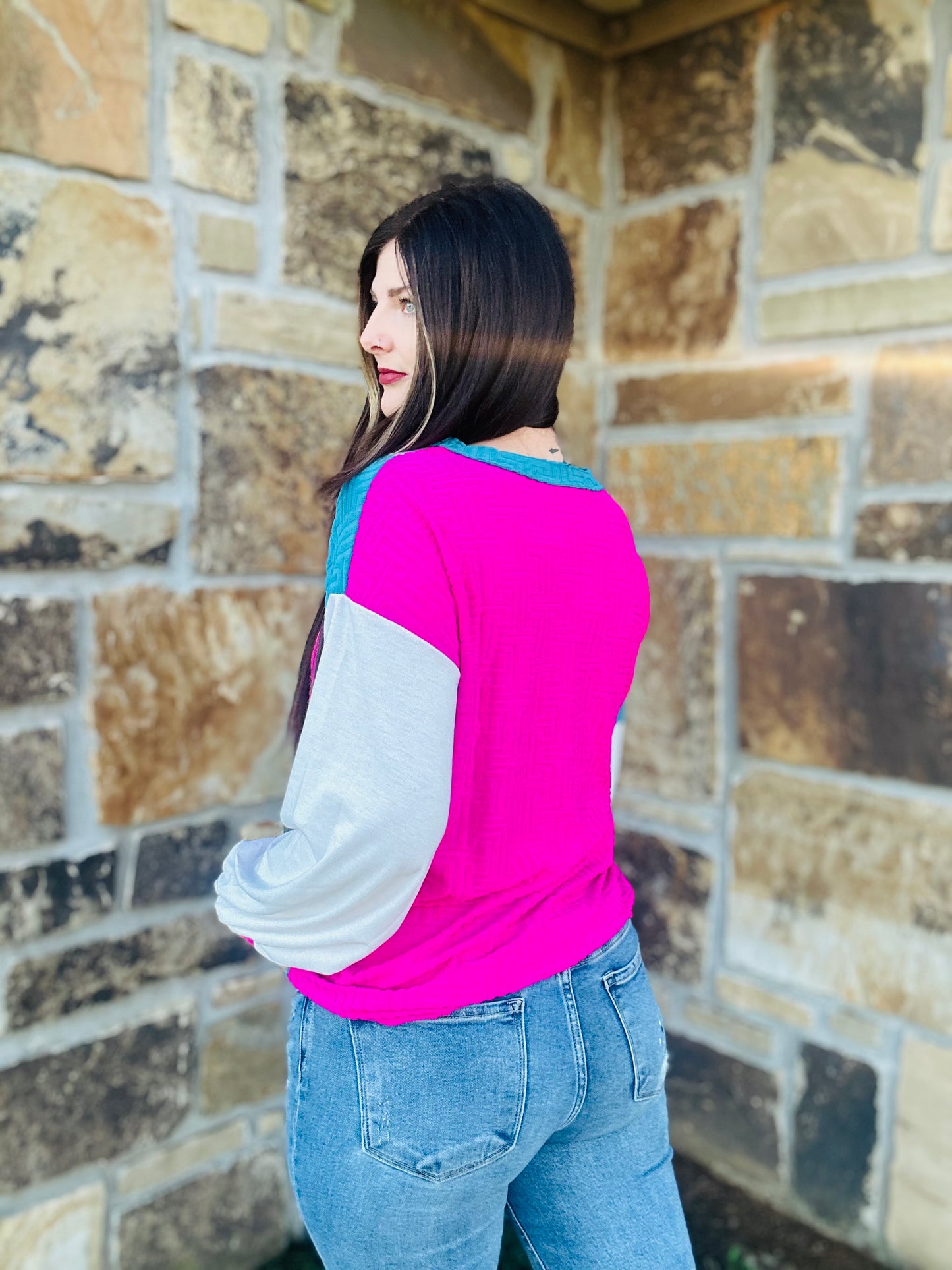 Ivory/Fuchsia/Teal Top