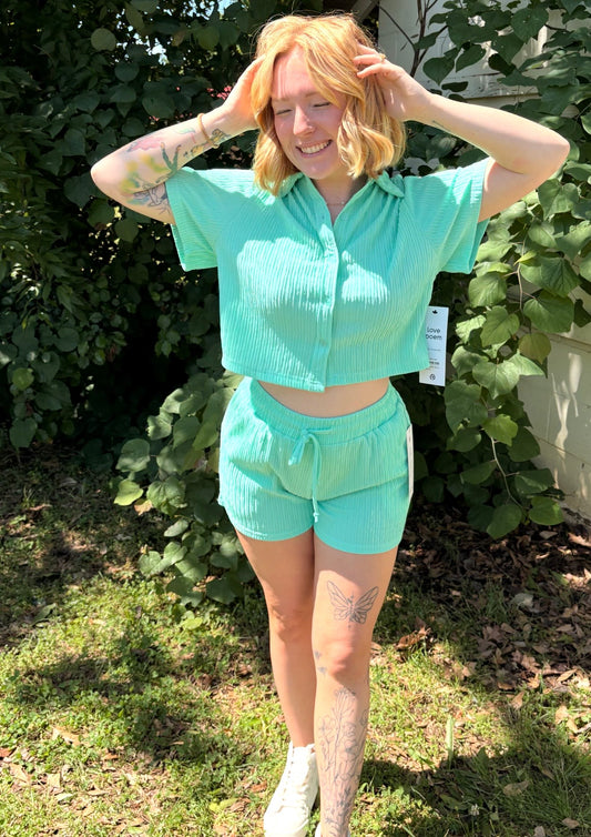 Mint Jello Crinkled Short Set
